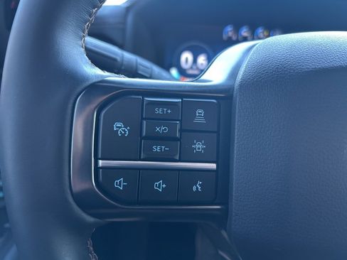 Used 2024 Ford Expedition Max Platinum image 34