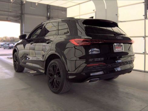 Used 2025 Audi Q5 Premium Plus AWD/4WD image 11