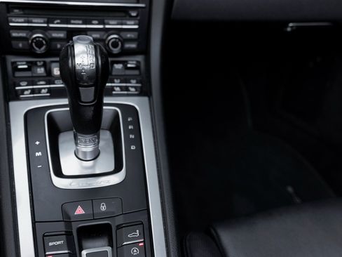 Used 2016 Porsche 911 Carrera S image 24