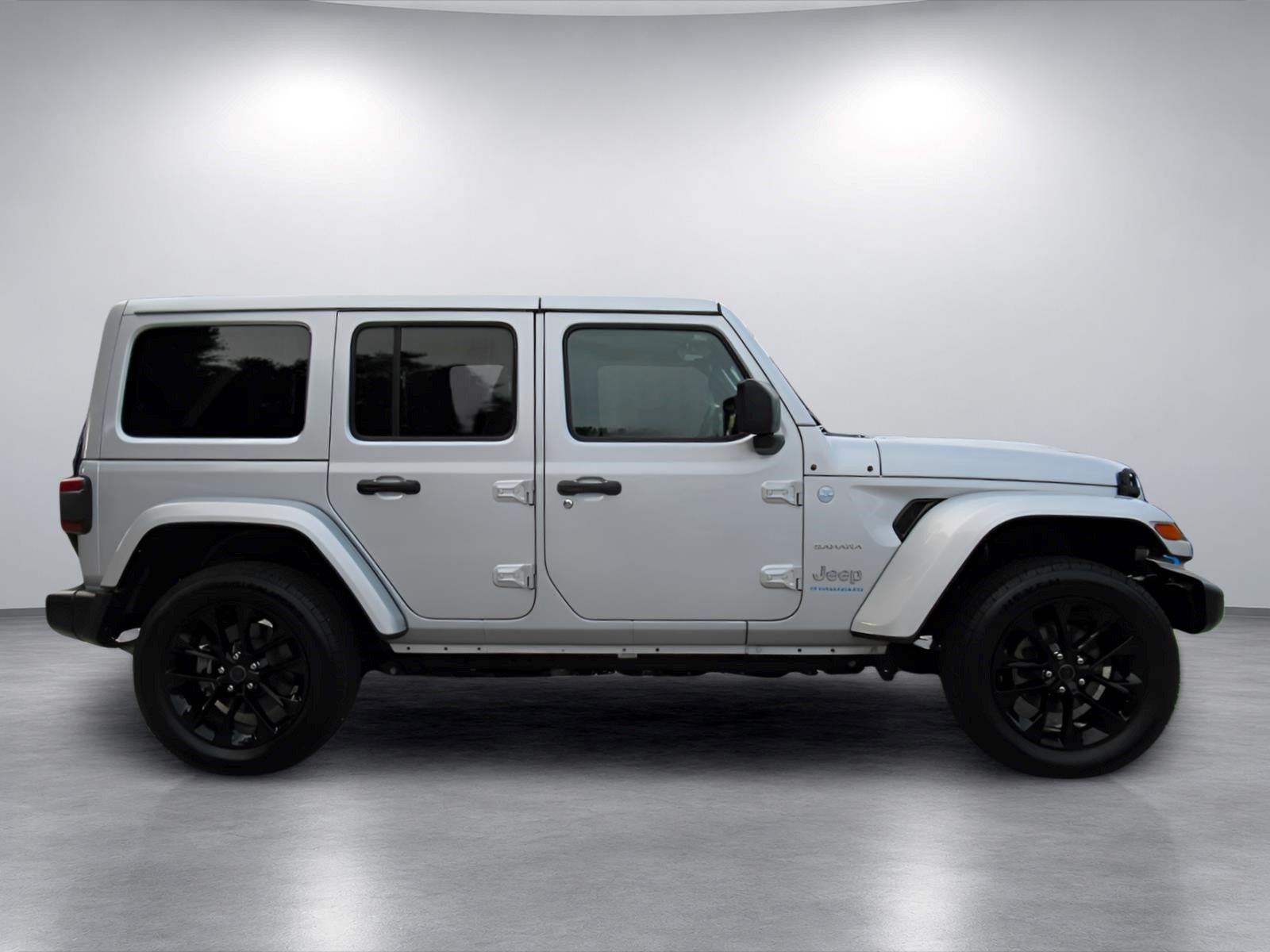 Certified 2024 Jeep Wrangler Unlimited Sahara AWD/4WD image 2