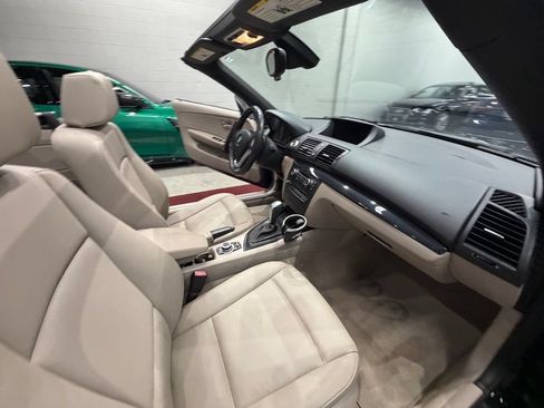 Used 2013 BMW 128i Convertible RWD image 39