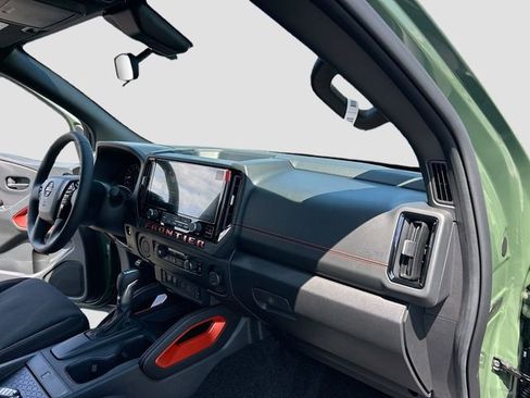 New 2026 Nissan Frontier Pro-X RWD image 21