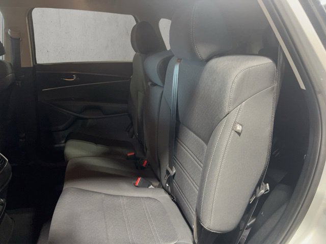 Used 2019 Kia Sorento S AWD/4WD image 10