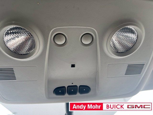 Used 2015 Chevrolet Traverse LT FWD image 35