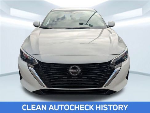 Used 2024 Nissan Sentra SV w/ All-Weather Package image 2