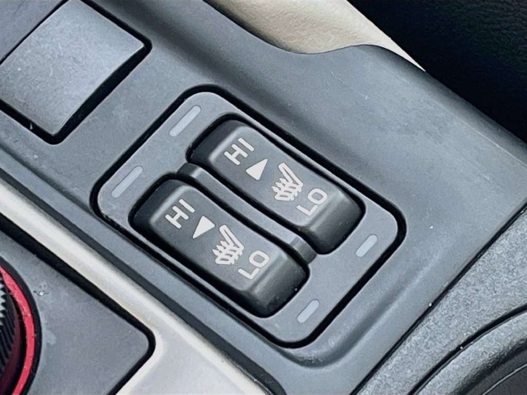 Used 2023 Subaru Forester Premium AWD/4WD image 19
