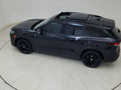 Used 2025 Volkswagen Tiguan SE R-Line image 77