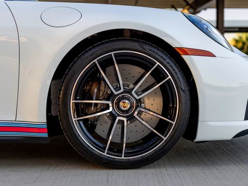 Used 2025 Porsche 911 Turbo S AWD/4WD image 33
