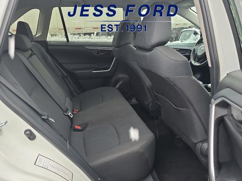 Used 2024 Toyota RAV4 LE image 10