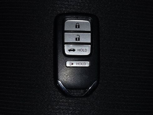 Used 2019 Honda Accord Sport image 32