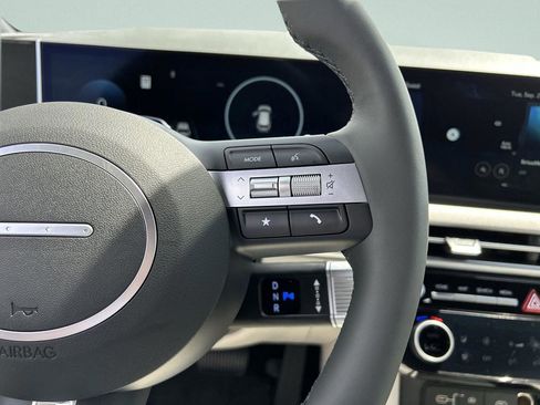 New 2026 Hyundai Tucson Limited image 32