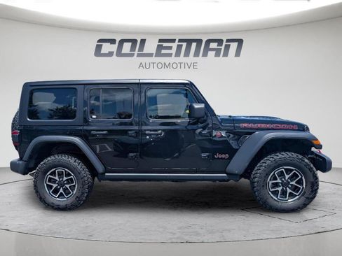 Used 2024 Jeep Wrangler Unlimited Rubicon AWD/4WD image 4