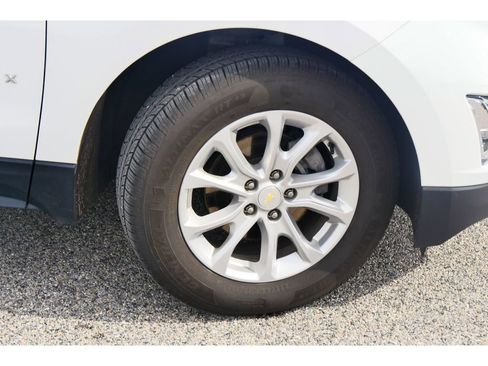 Used 2019 Chevrolet Equinox LS image 28