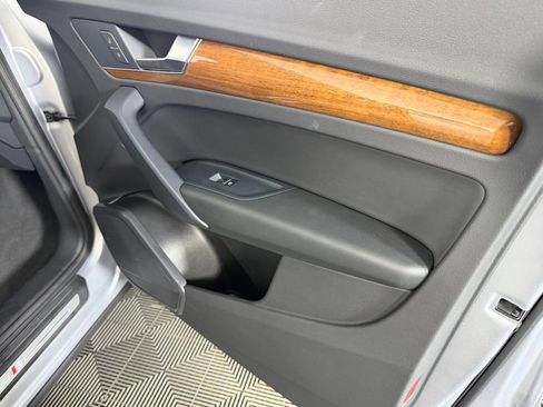 Used 2022 Audi Q5 2.0T Premium image 33