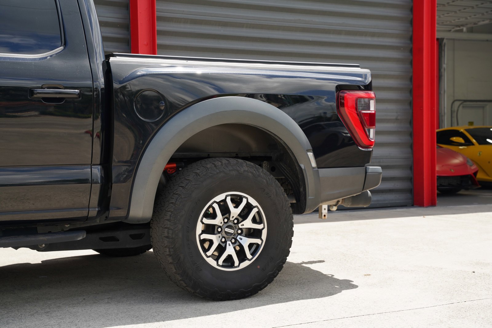 Used 2022 Ford F150 Raptor w/ Equipment Group 801A High AWD/4WD image 9