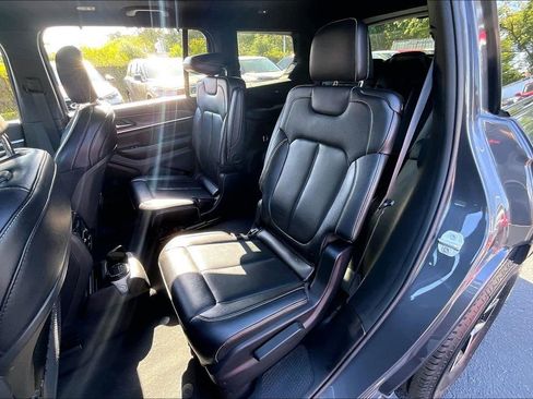 Used 2024 Jeep Grand Cherokee L Limited w/ Luxury Tech Group II image 22