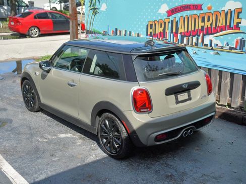 Used 2020 MINI Cooper S image 6