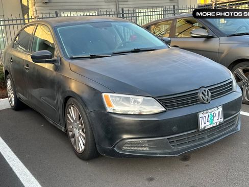 Used 2014 Volkswagen Jetta S image 1