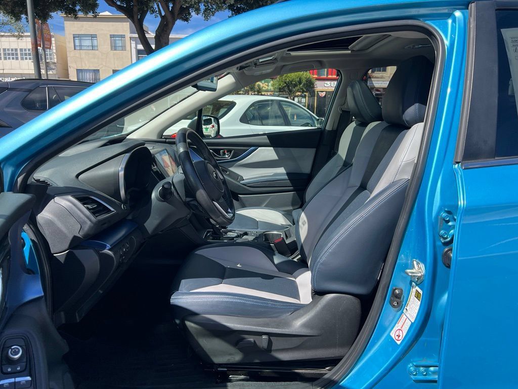 Used 2020 Subaru Crosstrek Hybrid w/ Moonroof Package w/Navigation AWD/4WD image 12
