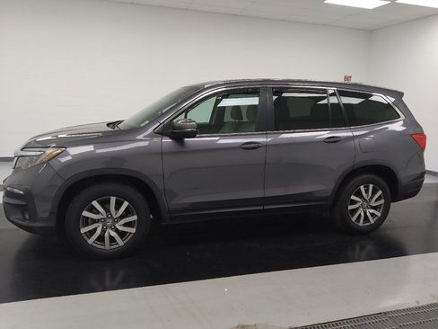 Used 2020 Honda Pilot EX image 2