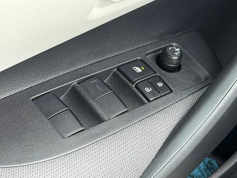 Certified 2025 Toyota Corolla LE w/ Convenience Package FWD image 32