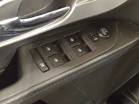 Used 2016 Chevrolet Equinox LT w/ Convenience Package image 27