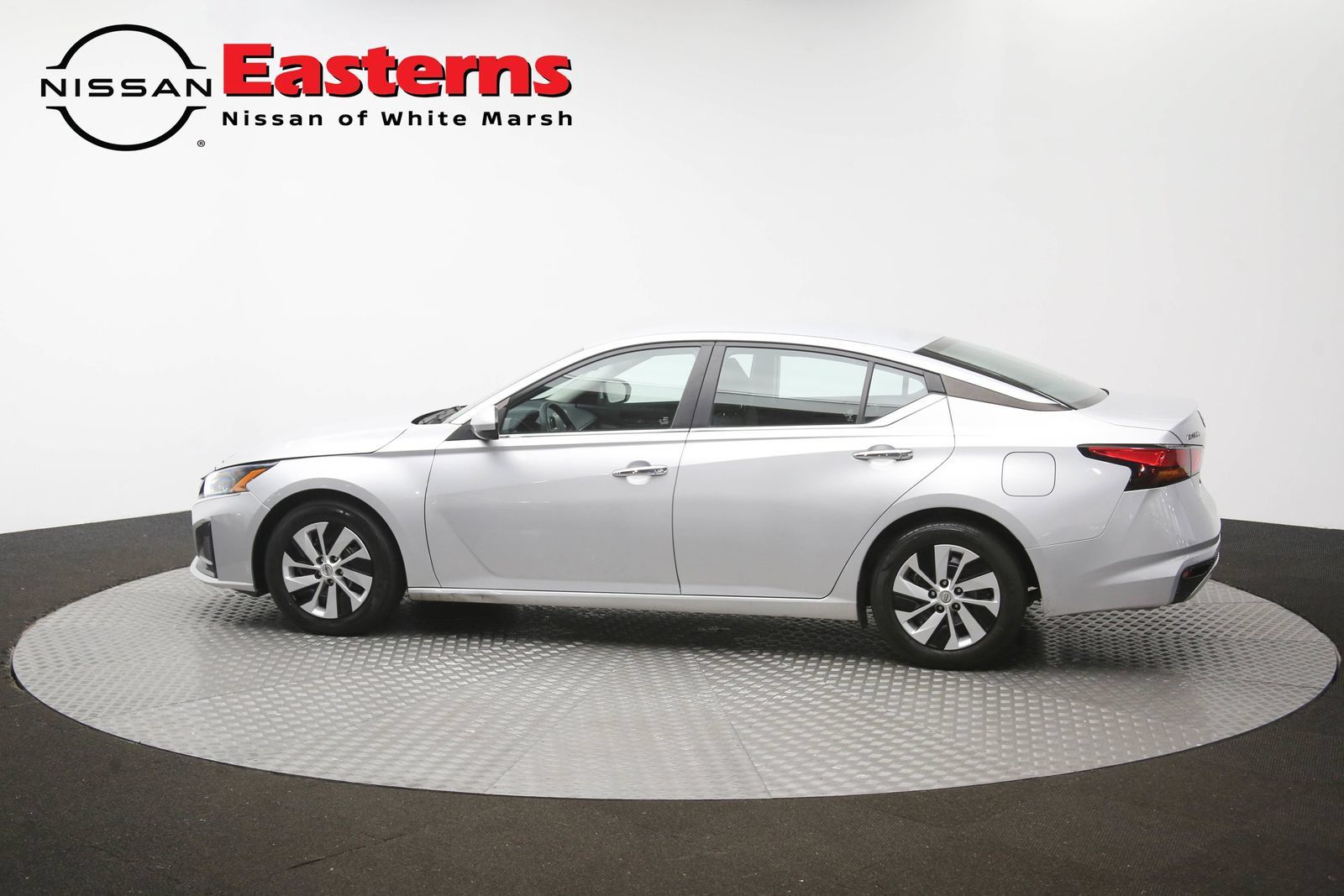 Used 2023 Nissan Altima 2.5 S FWD image 60