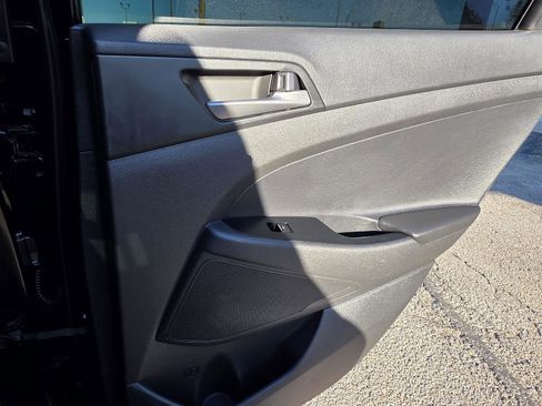 Used 2016 Hyundai Tucson Limited image 32