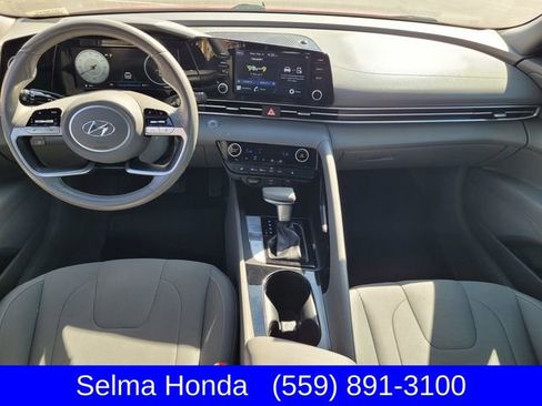 Used 2021 Hyundai Elantra SEL w/ Convenience + Premium Package image 10