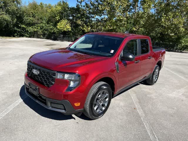 Used 2025 Ford Maverick XLT w/ 4K Tow Package AWD/4WD image 4