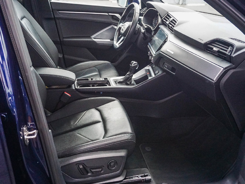 Used 2023 Audi Q3 2.0T Premium AWD/4WD image 13