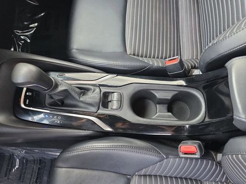 Used 2022 Toyota Corolla XSE image 8