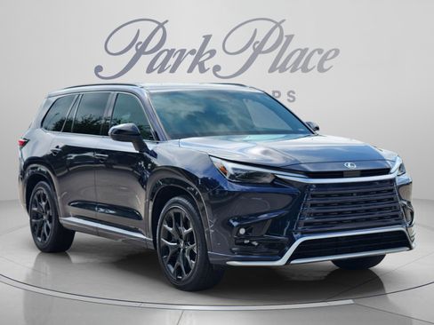 Certified 2024 Lexus TX 500h AWD w/ Technology Package image 4
