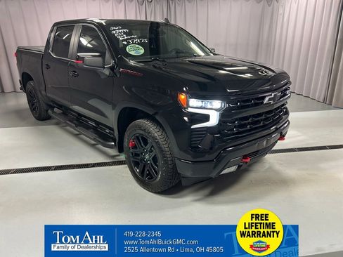 Used 2023 Chevrolet Silverado 1500 RST w/ Redline Edition AWD/4WD image 1