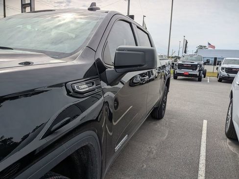 Certified 2024 GMC Sierra 1500 Elevation AWD/4WD image 4