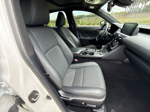 Used 2024 Lexus IS 300 w/ Comfort Package RWD image 16