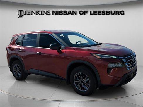 Certified 2025 Nissan Rogue S image 2