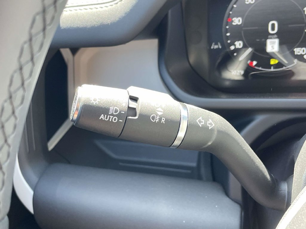 New 2026 Land Rover Defender 110 S AWD/4WD image 38