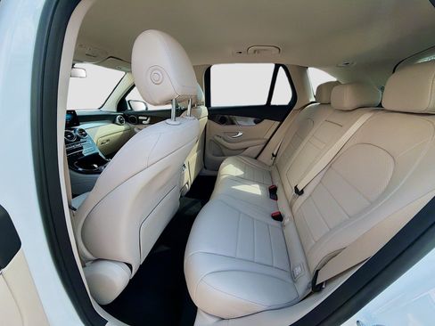 Used 2022 Mercedes-Benz GLC 300 w/ Premium Package Lite image 21