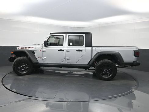 Used 2022 Jeep Gladiator Mojave AWD/4WD image 41