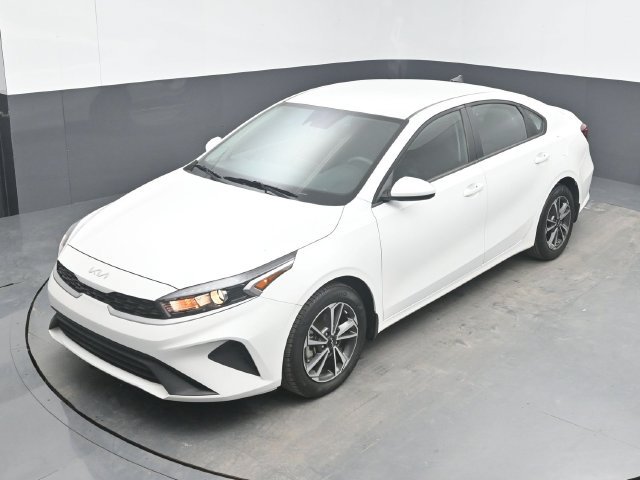 Used 2024 Kia Forte LXS FWD image 15