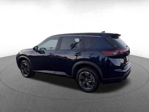Used 2025 Nissan Rogue SV FWD image 10