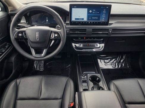 Used 2023 Lincoln Corsair AWD w/ Equipment Group 101A image 29