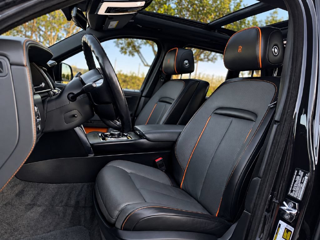 Used 2019 Rolls-Royce Cullinan AWD/4WD image 23