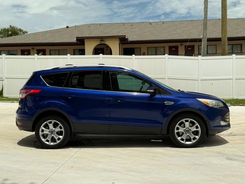 Used 2014 Ford Escape Titanium w/ Equipment Group 401A FWD image 4