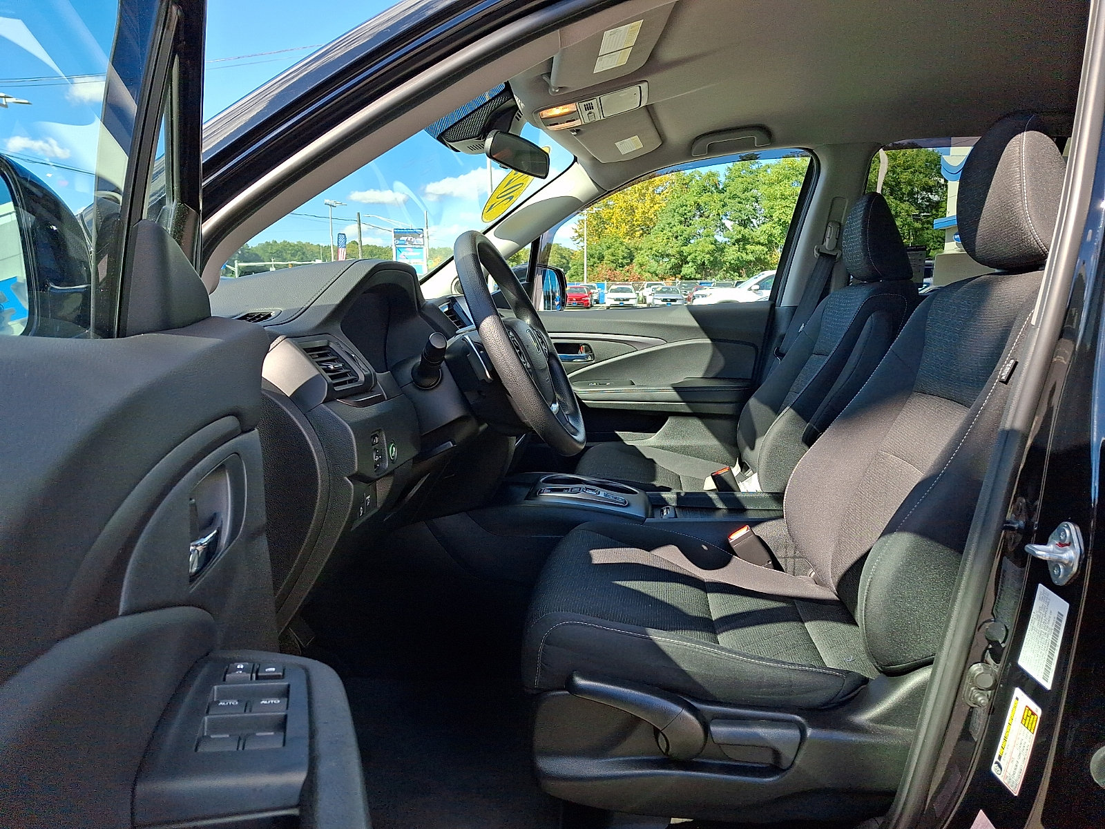 Used 2023 Honda Ridgeline Sport image 13