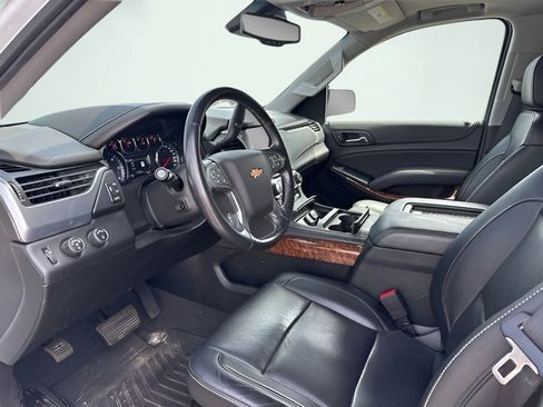 Used 2020 Chevrolet Tahoe Premier AWD/4WD image 10