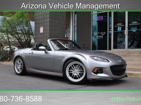 Used 2015 MAZDA MX-5 Miata Grand Touring w/ Premium Package RWD image 2