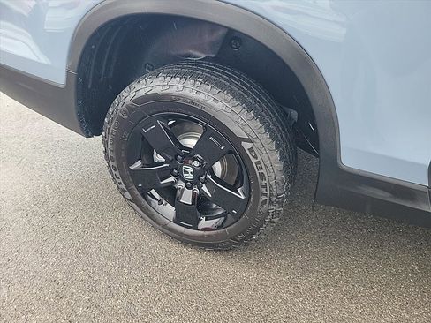 Used 2025 Honda Ridgeline Black Edition image 36