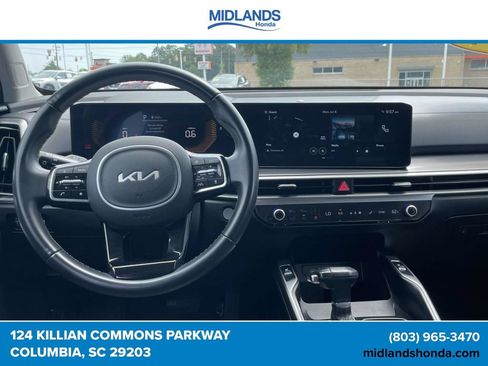 Used 2024 Kia Sorento S AWD/4WD image 12